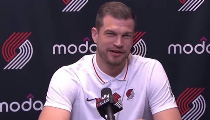 开云官网-季后赛可能对上老东家马刺？斯普利特：等那个阶段我们再谈