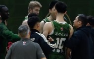 开云体育官网-南京同曦突发内讧！郭昊文赵柏清暂停间歇爆发口角欲动手